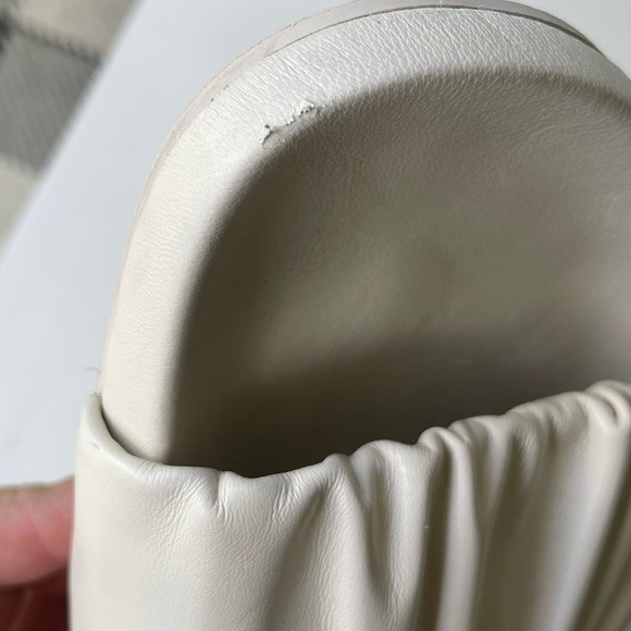 ☘️ J.CREW  LEATHER SLIDES/ SANDALS IN WHITE, size 11 - Picture 6 of 16